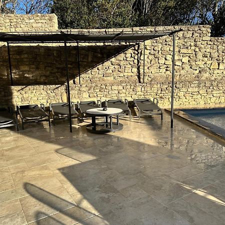 Appartement avec Piscine privée dans Résidence pour 6 personnes Uzès Esterno foto