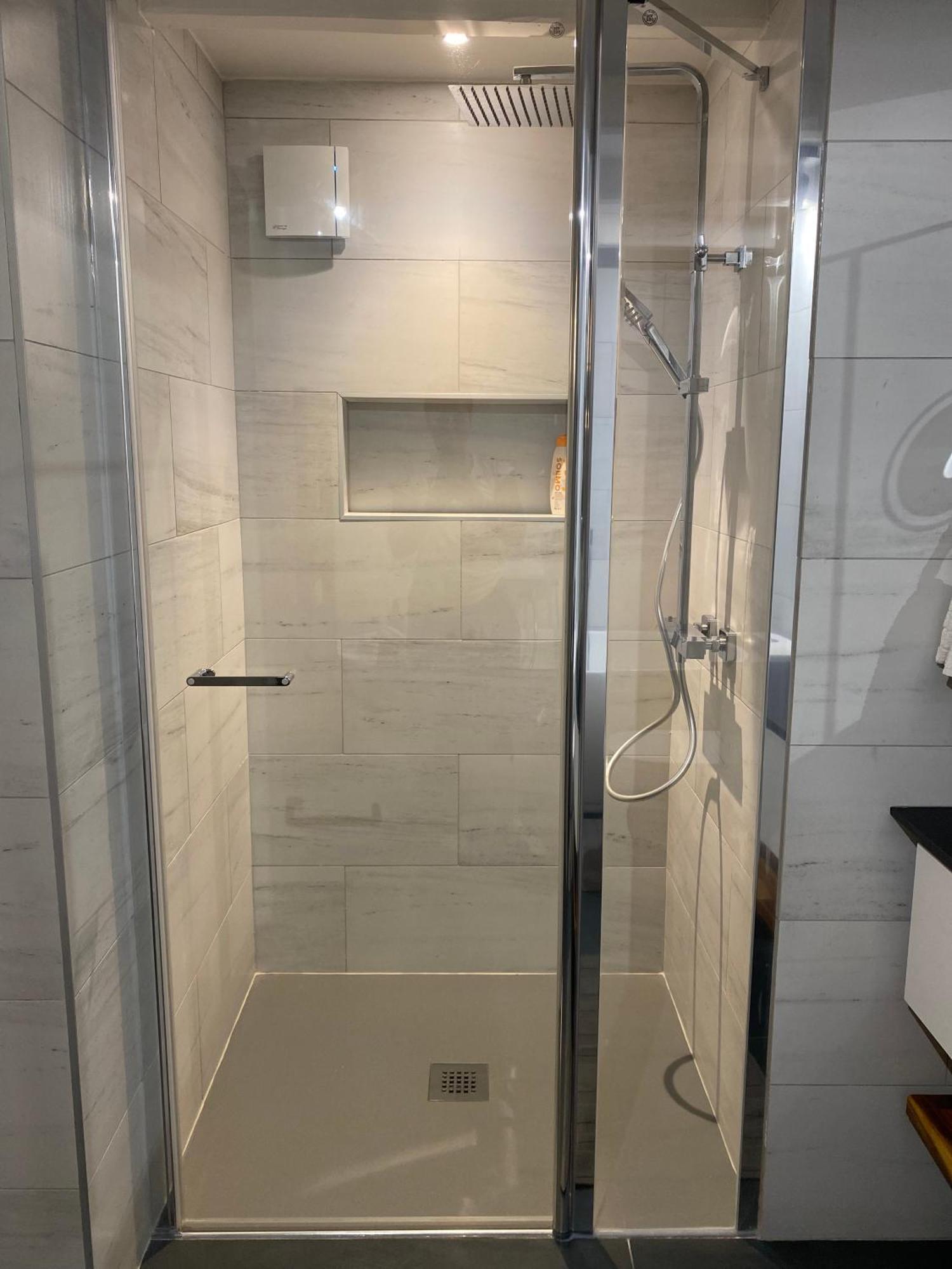 Appartement avec Piscine privée dans Résidence pour 6 personnes Uzès Esterno foto