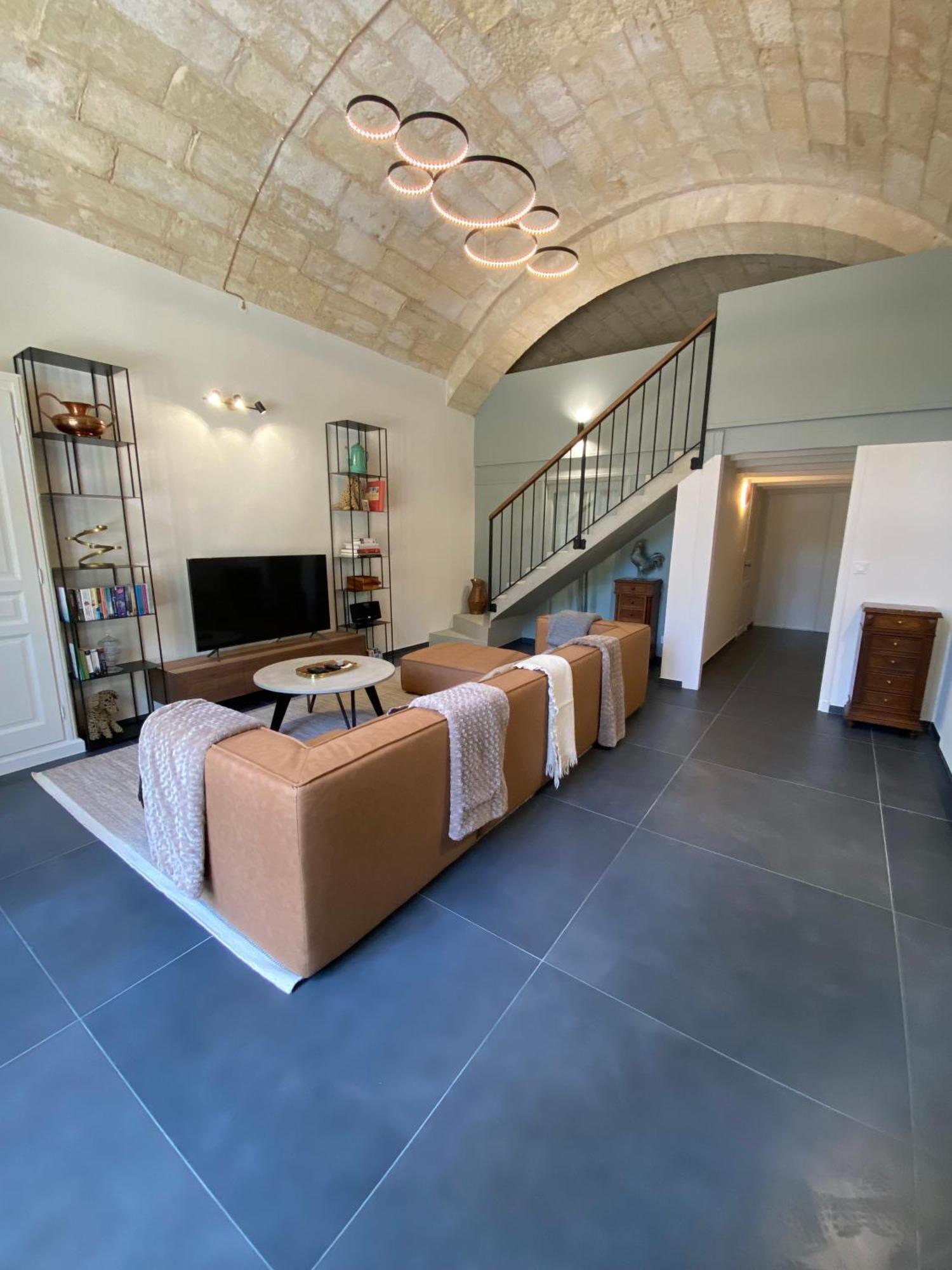 Appartement avec Piscine privée dans Résidence pour 6 personnes Uzès Esterno foto