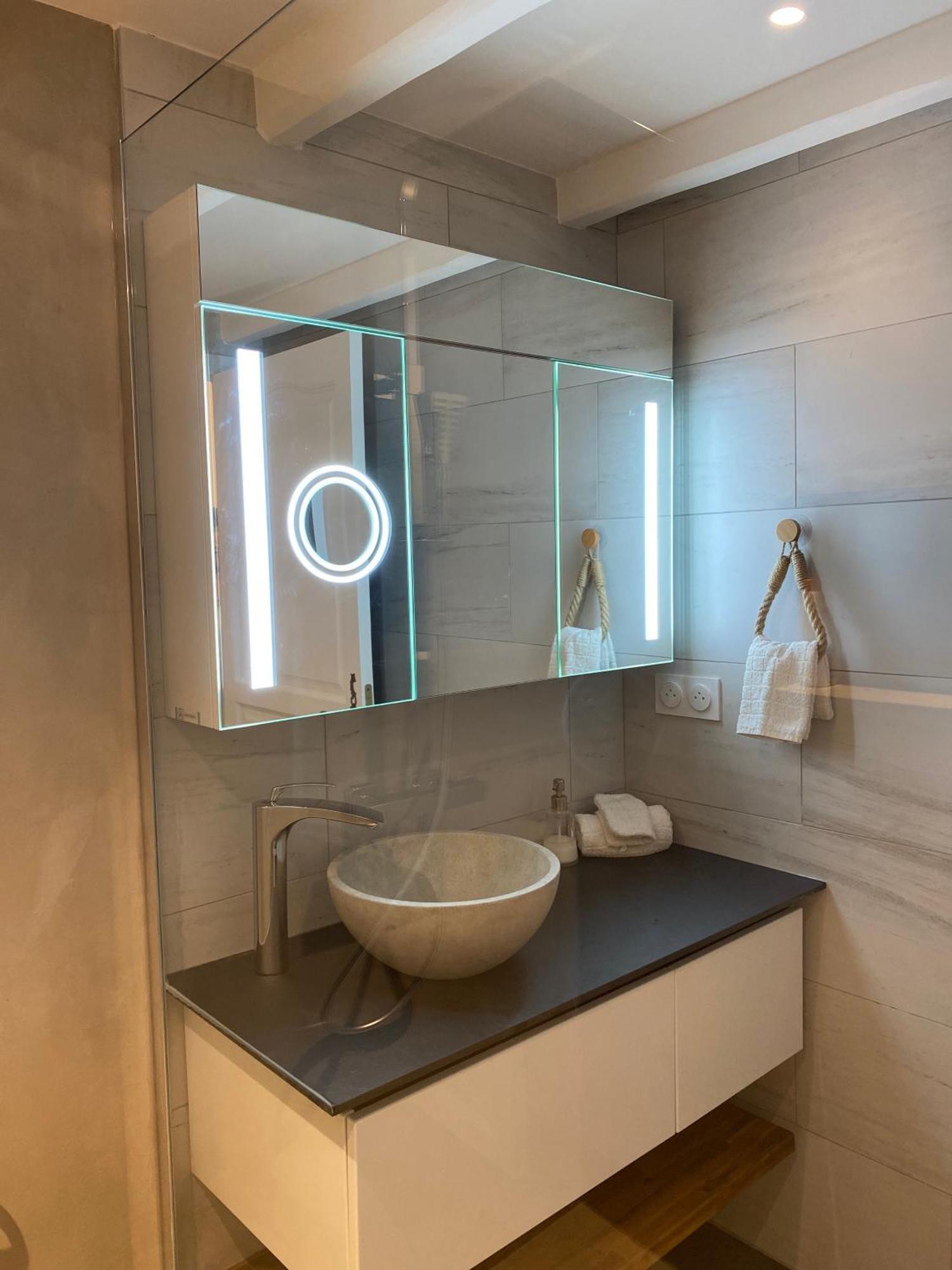 Appartement avec Piscine privée dans Résidence pour 6 personnes Uzès Esterno foto