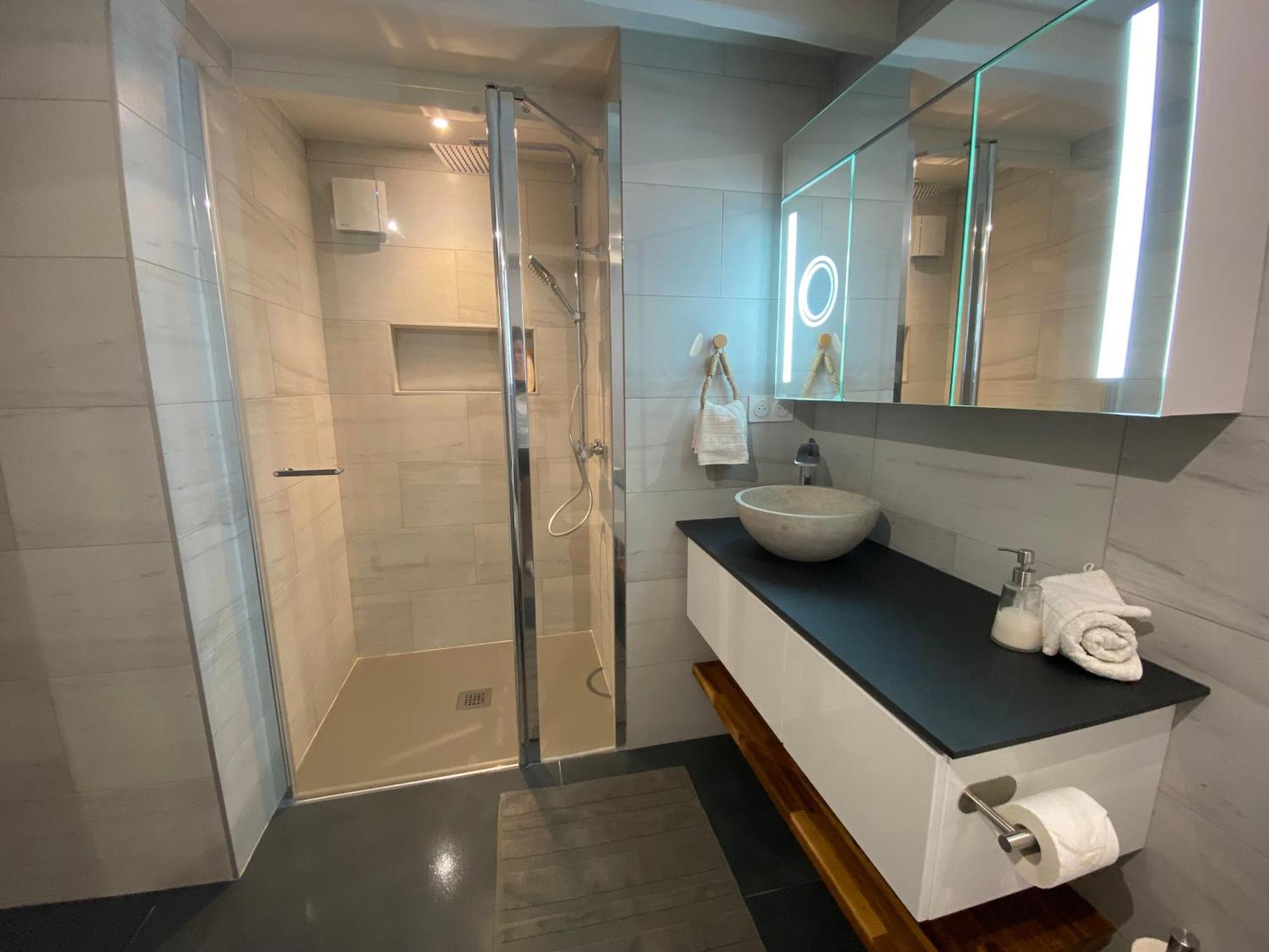 Appartement avec Piscine privée dans Résidence pour 6 personnes Uzès Esterno foto