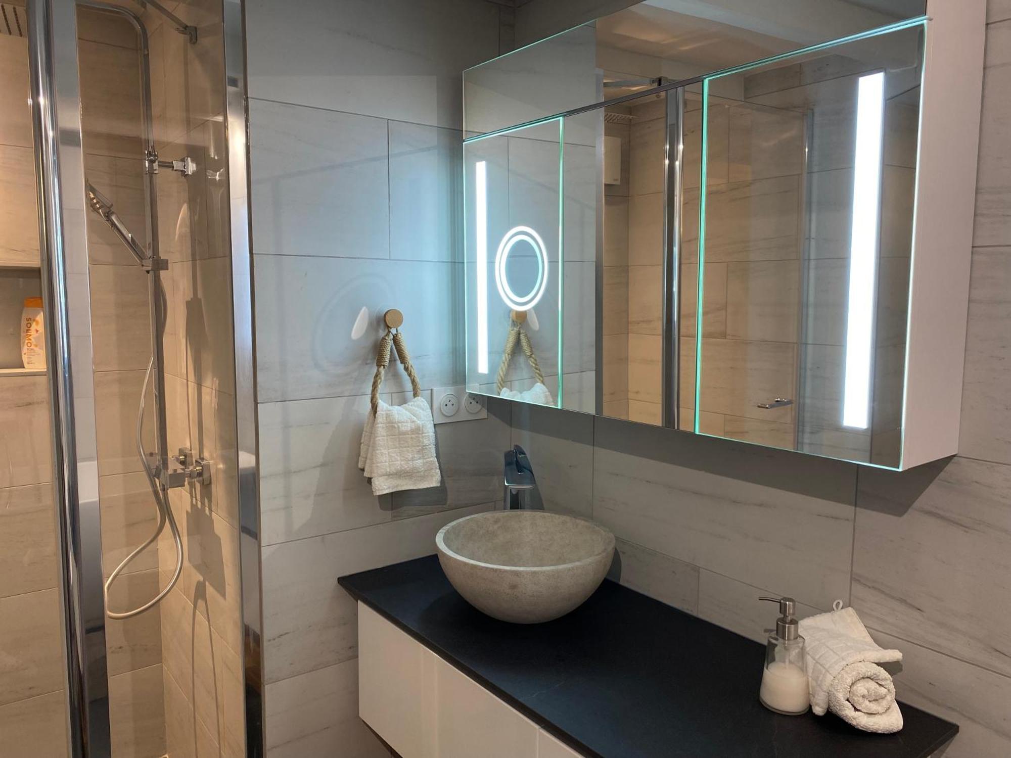 Appartement avec Piscine privée dans Résidence pour 6 personnes Uzès Esterno foto