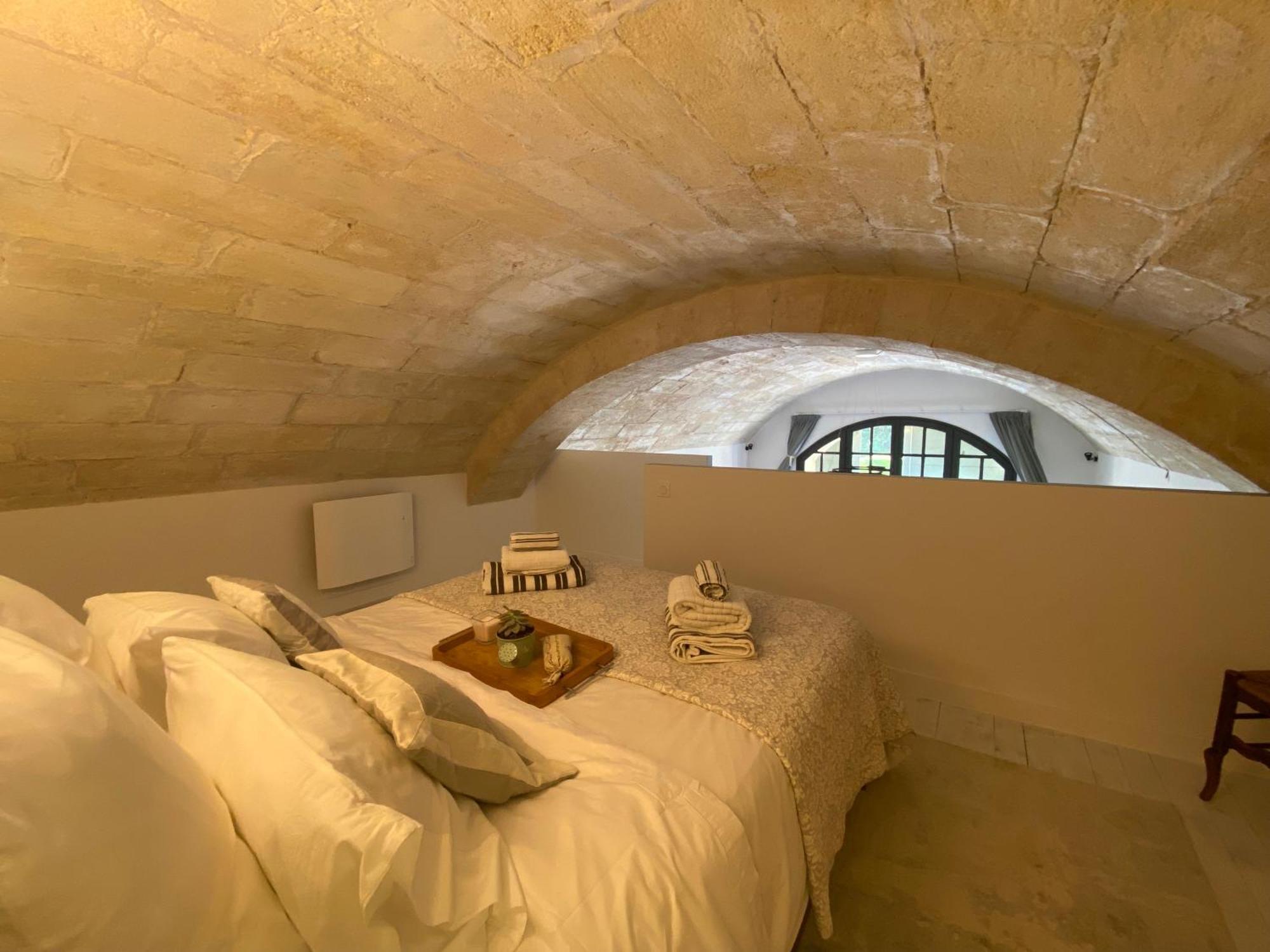 Appartement avec Piscine privée dans Résidence pour 6 personnes Uzès Esterno foto